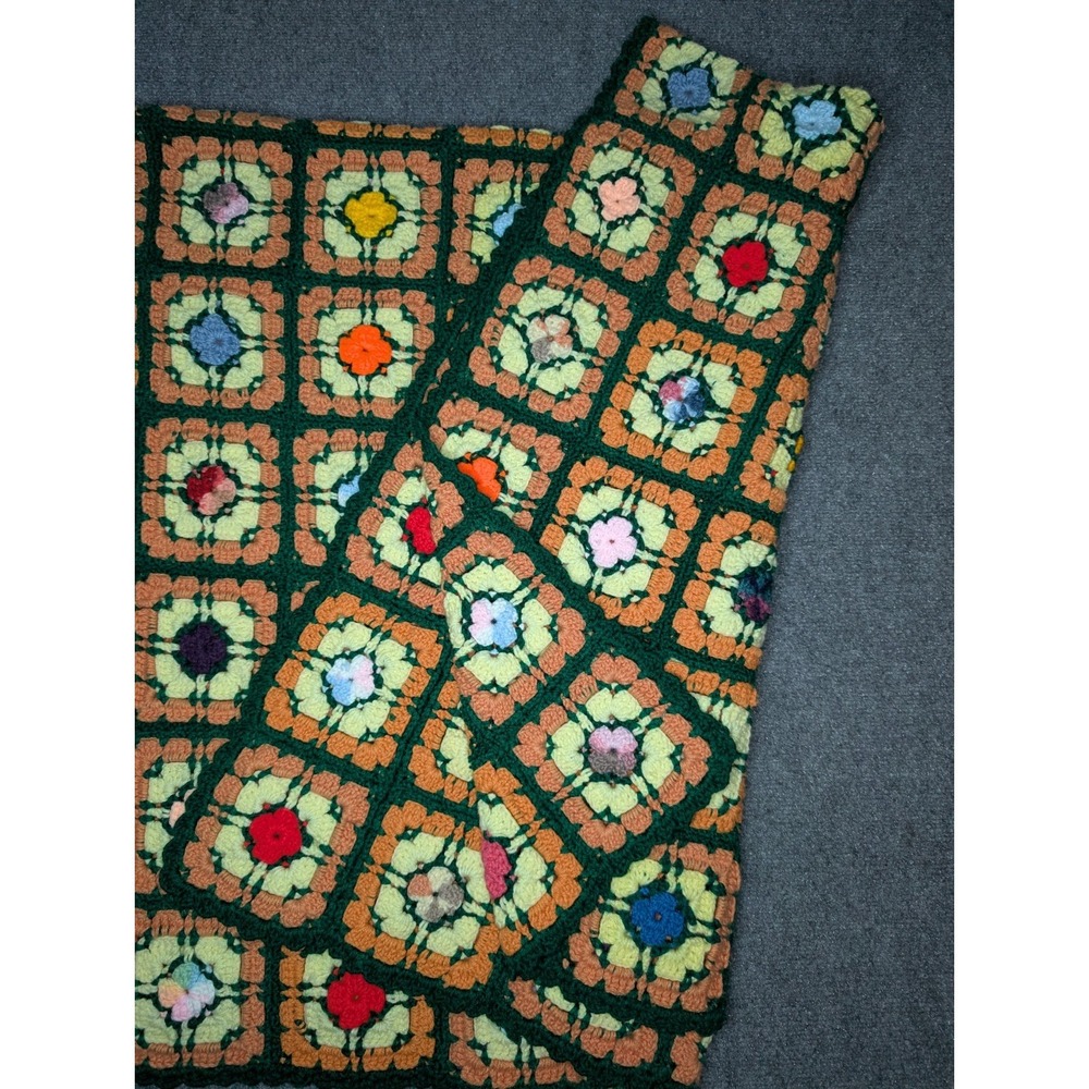 VINTAGE Handmade Colorful GRANNY SQUARE Afghan Crochet Blanket Throw 62"x46" - Picture 3 of 6